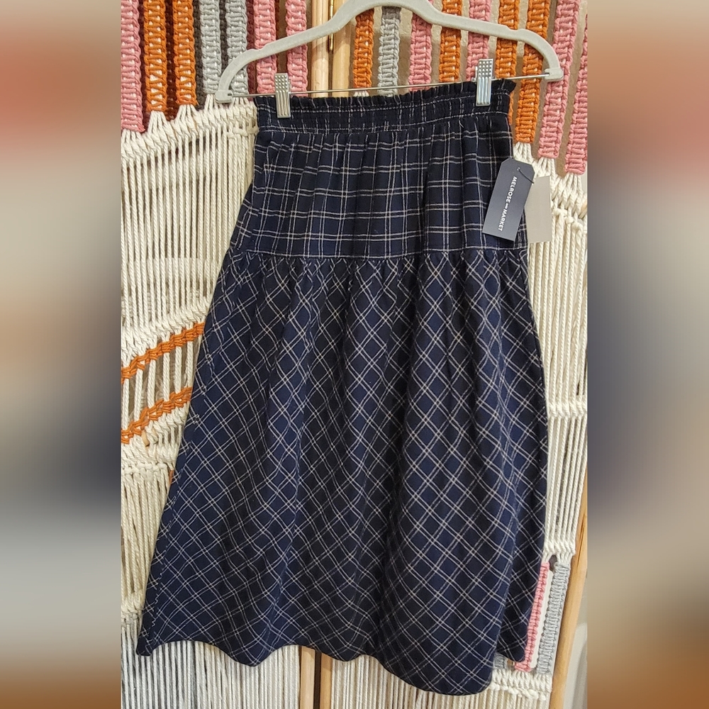 NWT Melrose and Market Plaid Smocked Cotton skirt - Picture 4 of 5